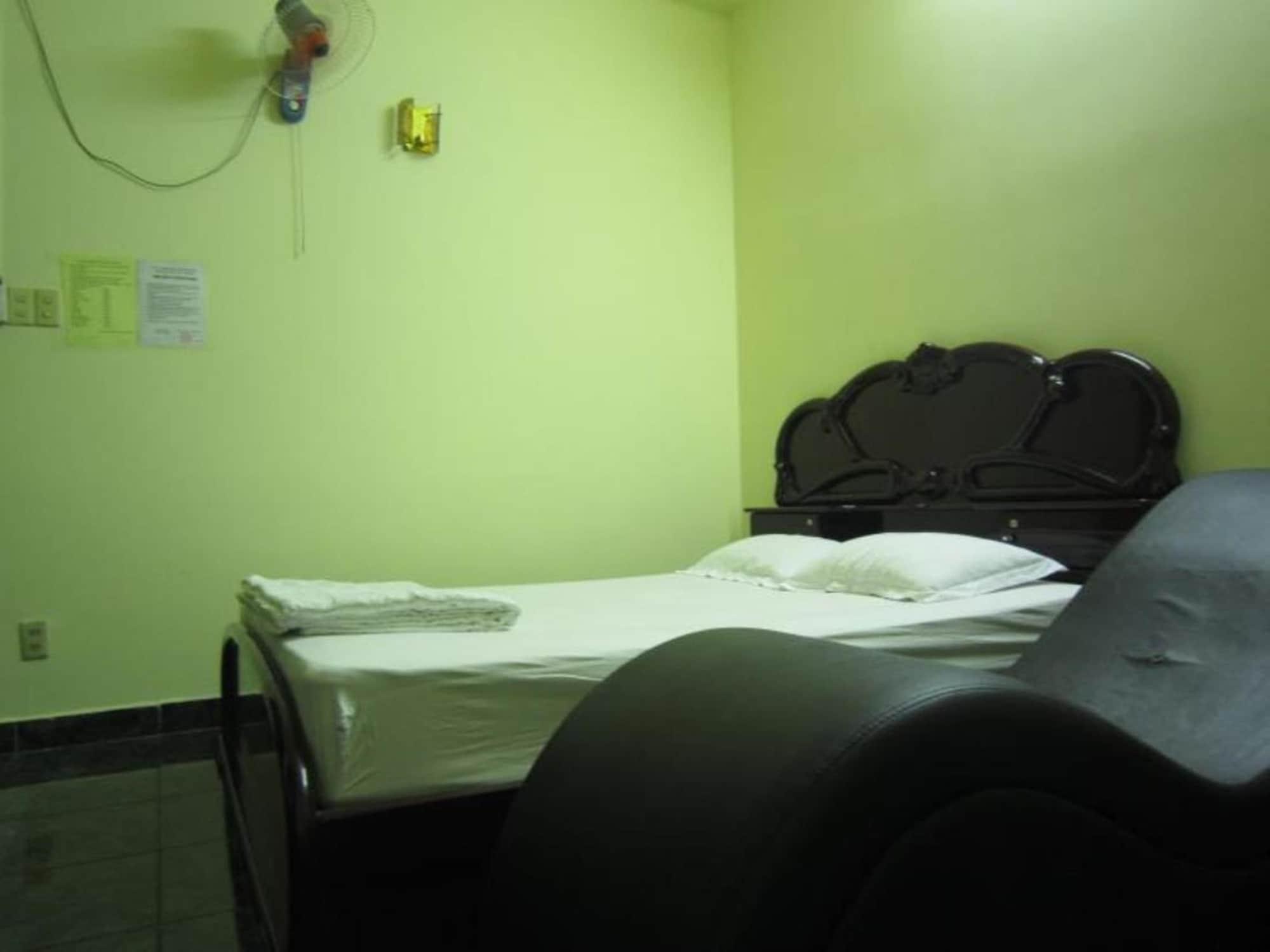 Hoa Thinh Hotel Hô Chi Minh-Ville